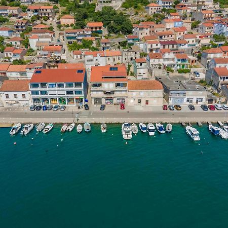 Apartments Dea Caeli فيلا لوكا المظهر الخارجي الصورة