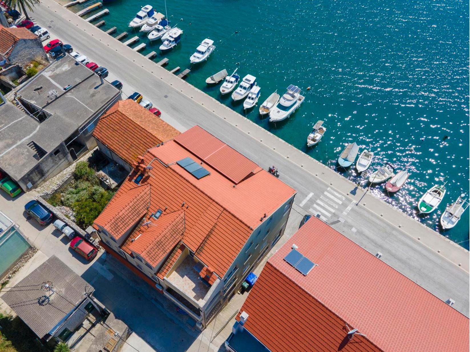 Apartments Dea Caeli فيلا لوكا المظهر الخارجي الصورة